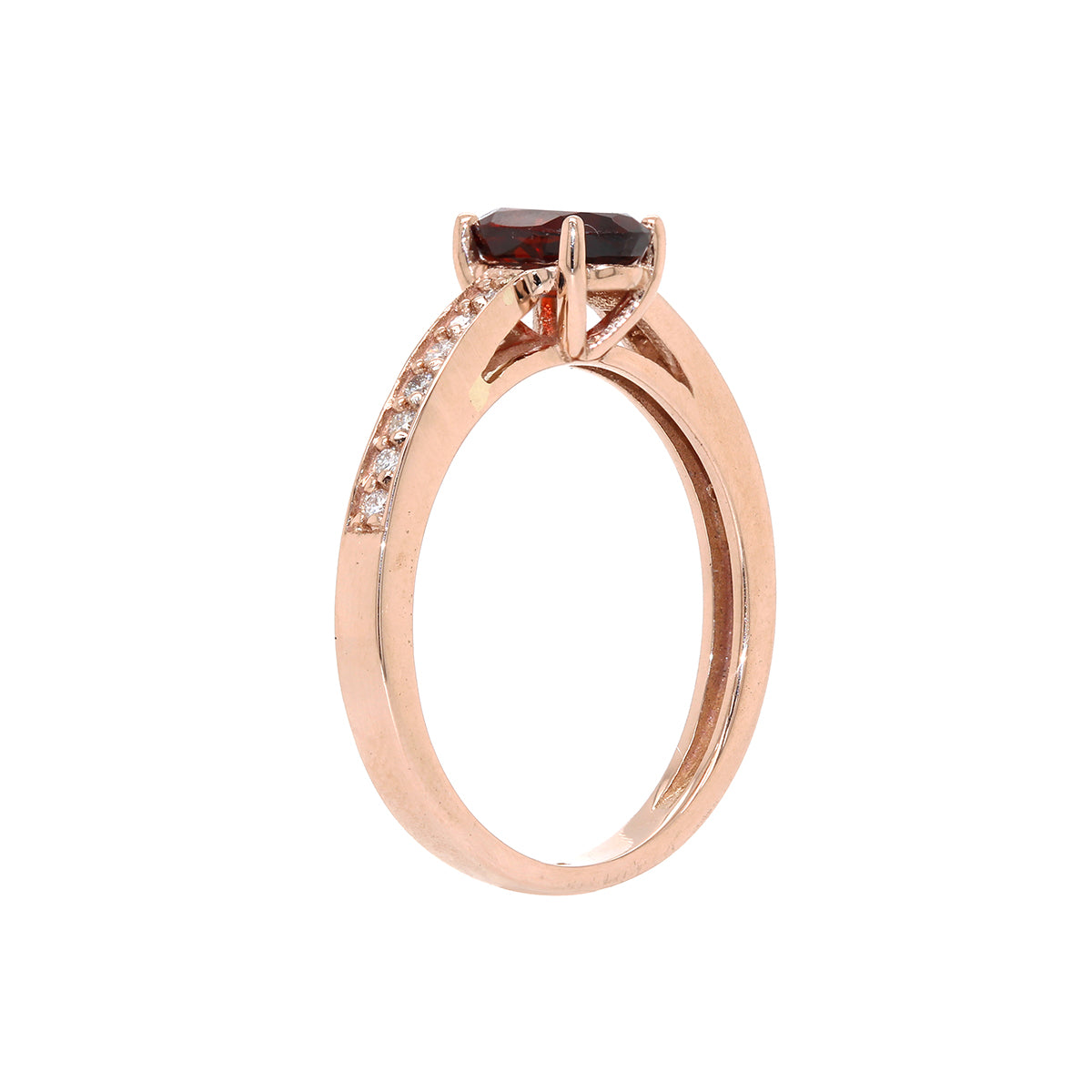 Anillo con granate